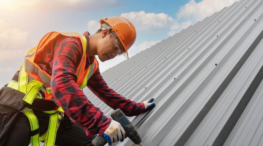 Professional Emergency Roof Repairs services in Montana Mines, WV